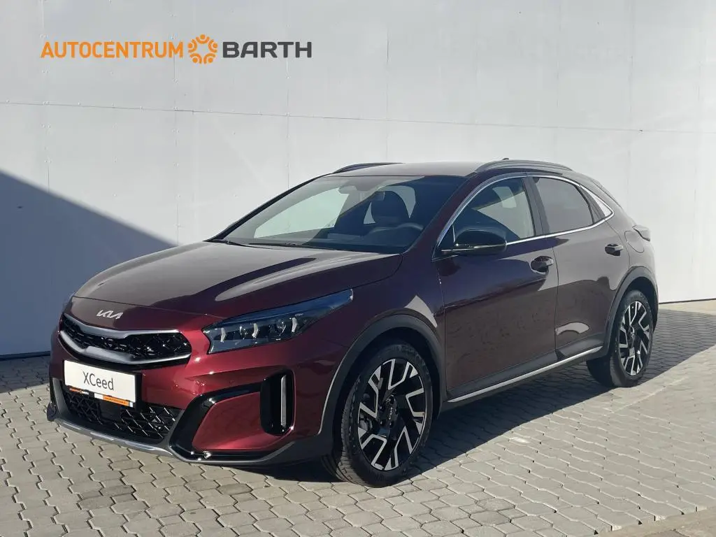 KIA XCeed STEEL EDITION 7DCT 1,6 T-GDi / 110kW
