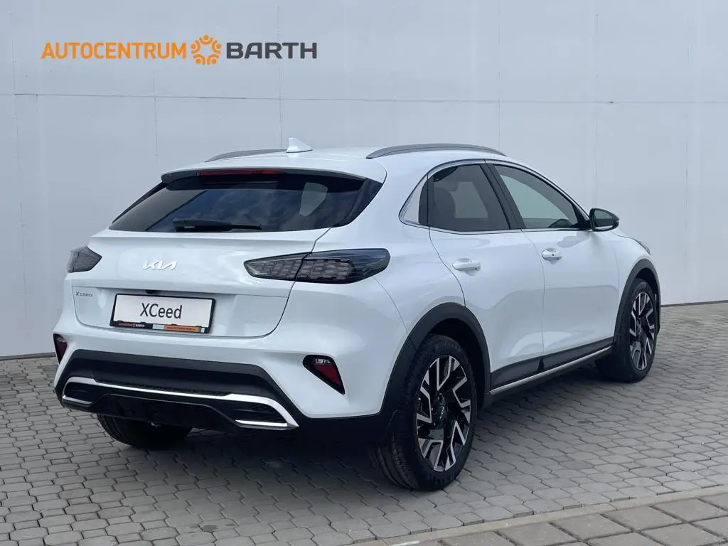 KIA XCeed STEEL EDITION 7DCT 1,6 T-GDi / 110kW