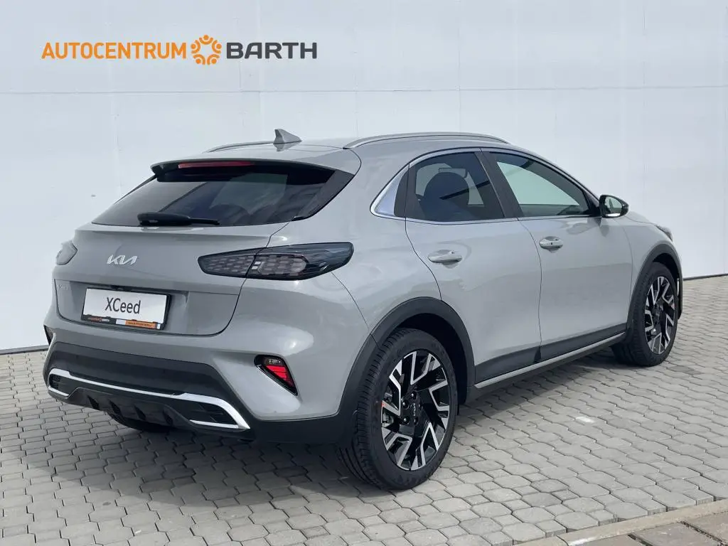 KIA XCeed STEEL EDITION 7DCT 1,6 T-GDi / 132kW