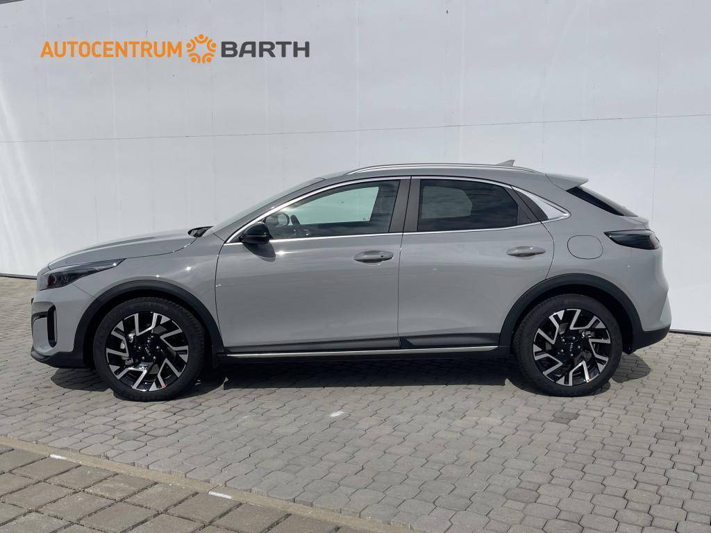 KIA XCeed STEEL EDITION 7DCT 1,6 T-GDi / 132kW
