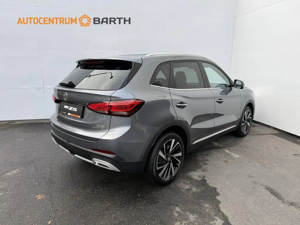MG ZS Hybrid+ Exclusive  AT  1,5 / 145kW