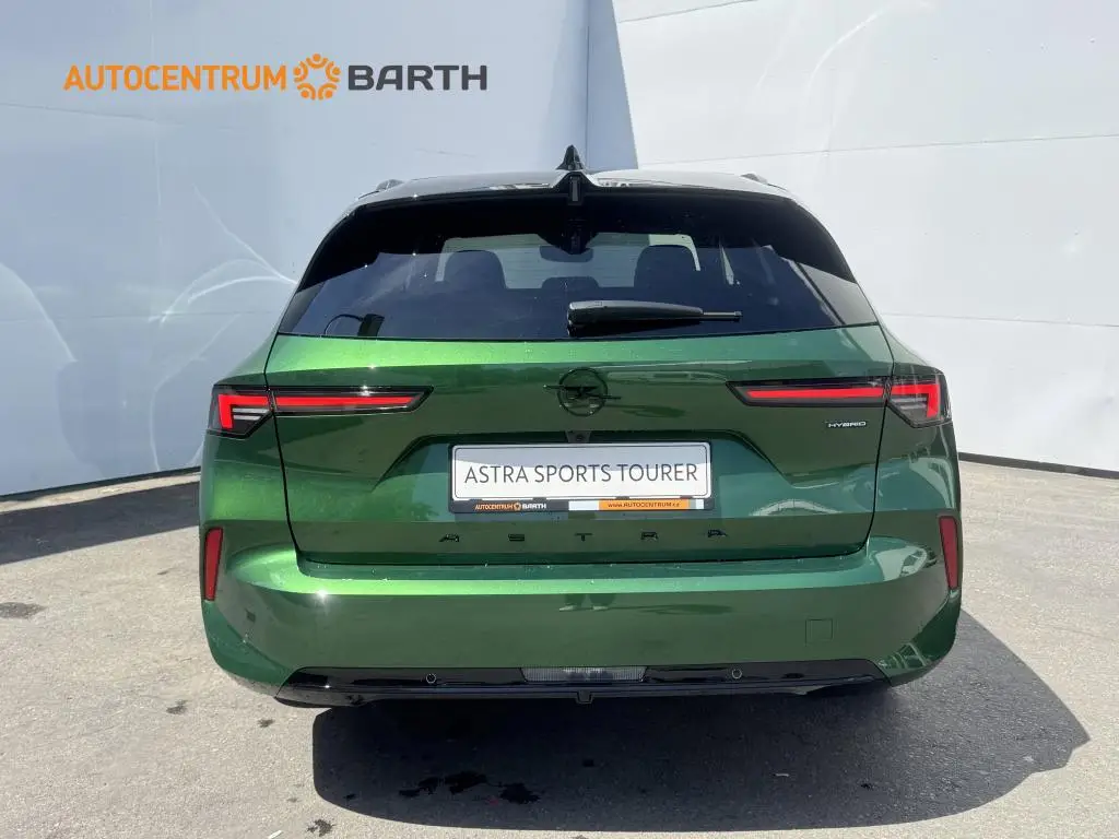 Opel Astra ST Ultimate eDCT6 1,2 TURBO / 107kW