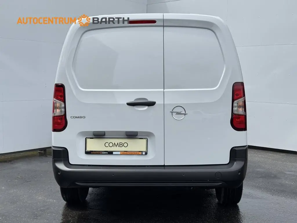 Opel Combo Van L2 (XL) 1.5 CDTi 102k MT6 1,5 CDTi / 75kW