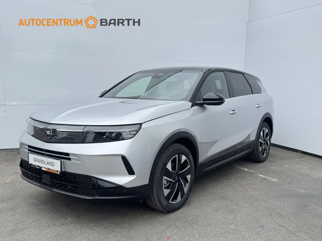 Opel Grandland GS Hybrid TURBO eDCT6 1.2 TURBO / 107kW