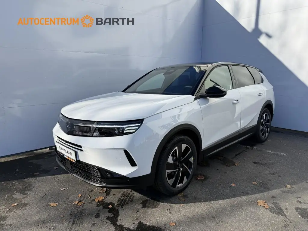 Opel Grandland GS Hybrid TURBO eDCT6 1.2 TURBO / 107kW