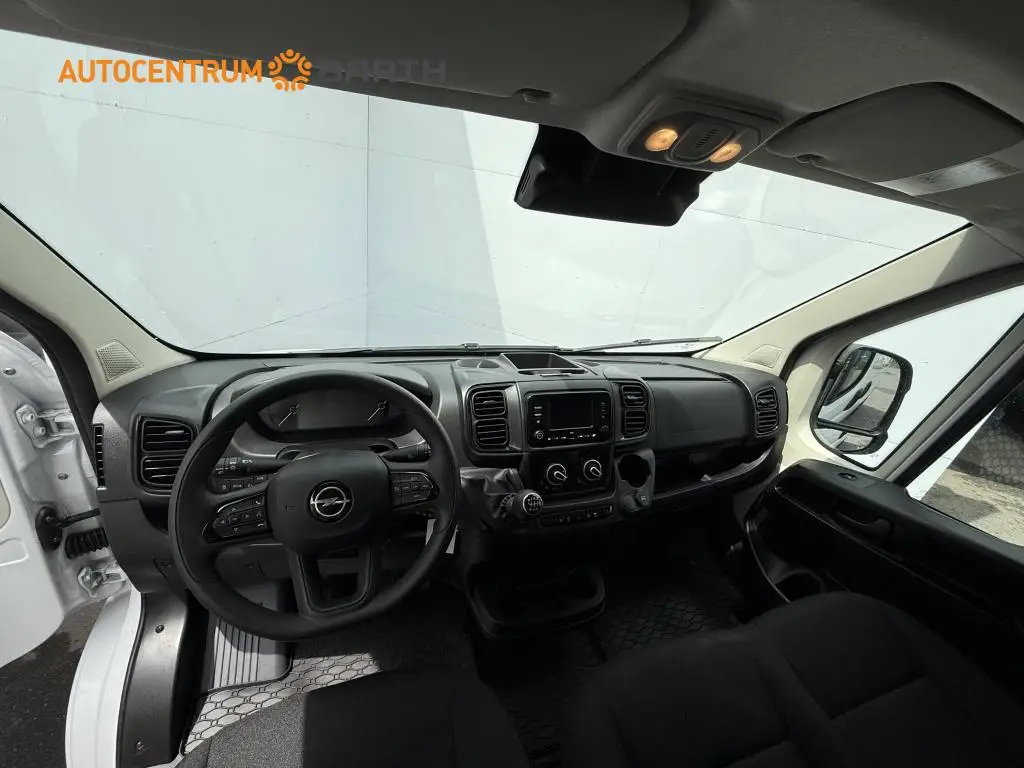 Opel Movano skříň L2H1 3000 6°MT 2,2 CDTi / 88kW