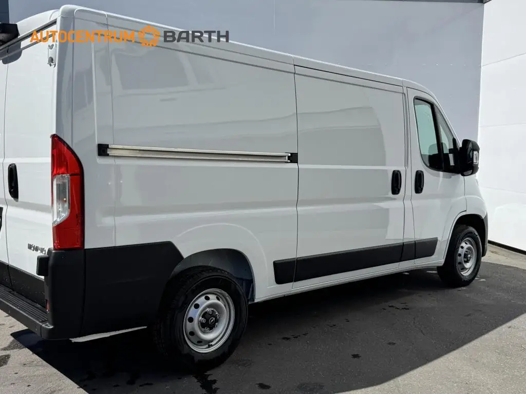 Opel Movano skříň L2H1 3000 6°MT 2,2 CDTi / 88kW