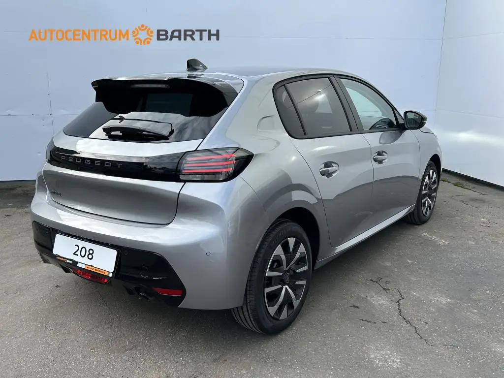 Peugeot 208 BUSINESS e-DCS6 Hybrid / 81kW