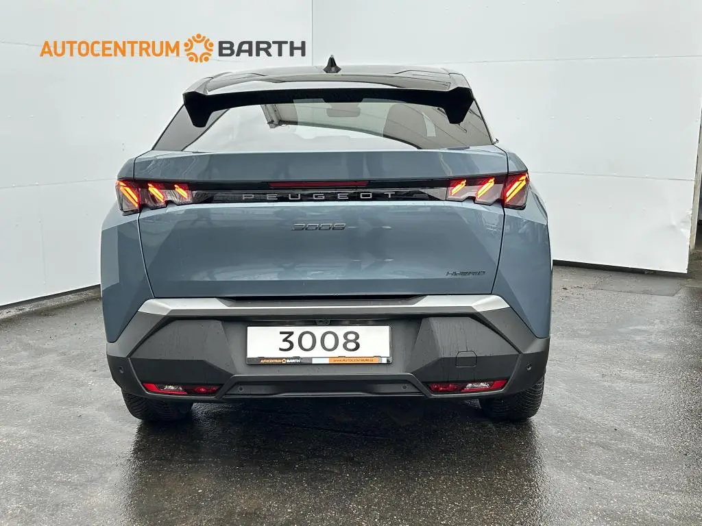 Peugeot 3008 GT e-DCS6 Hybrid / 107kW