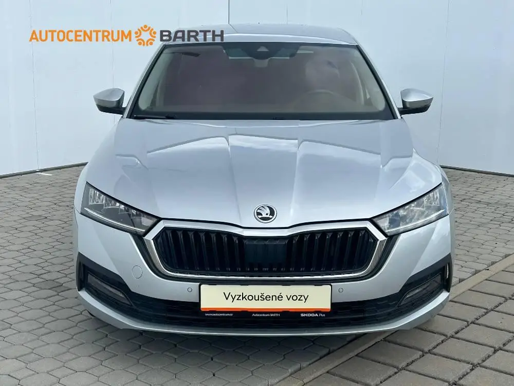 Škoda Octavia Ambition 7DSG 2,0TDI / 85kW