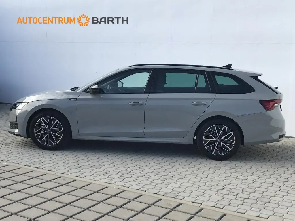 Škoda Octavia Combi Combi Sportline 7DSG  1,5TSI / 110kW