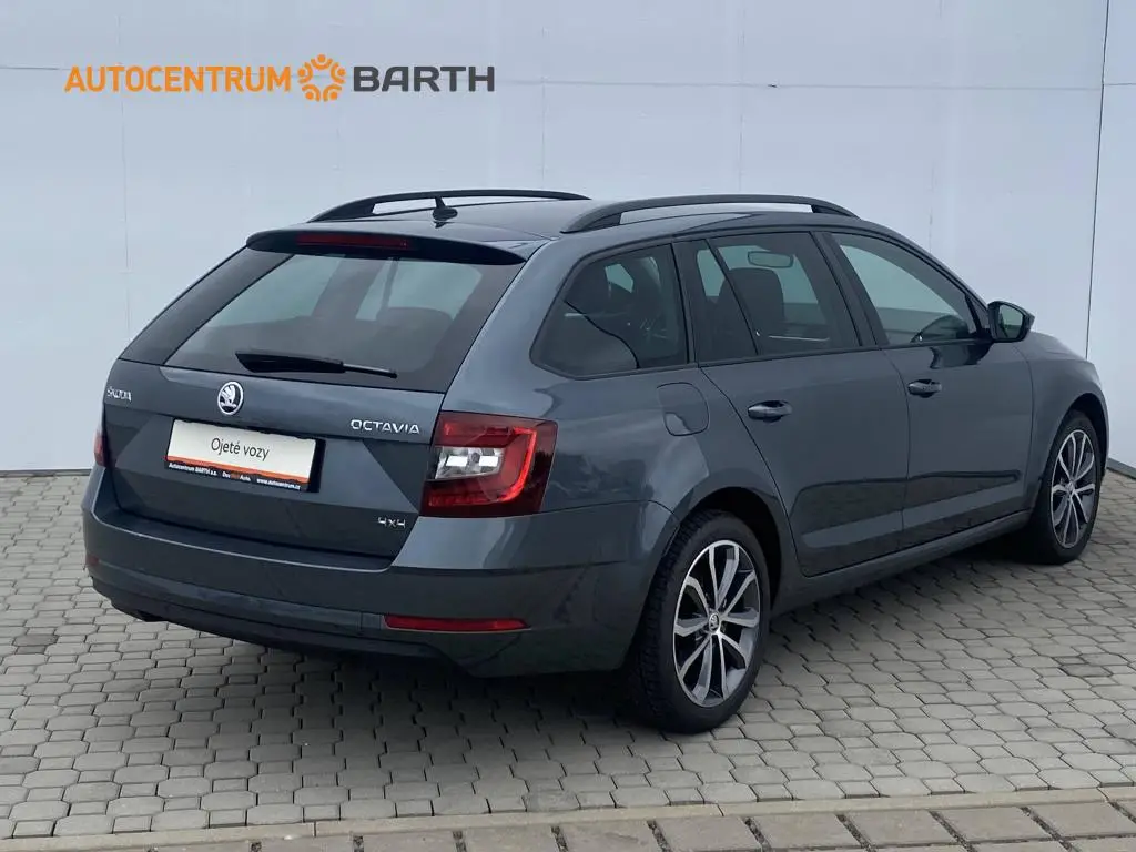 Škoda Octavia Combi Style 4x4 7DSG 2,0TDI / 135kW