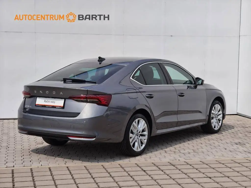 Škoda Octavia Exclusive Selection  7DSG m-HEV 1,5TSI / 110kW