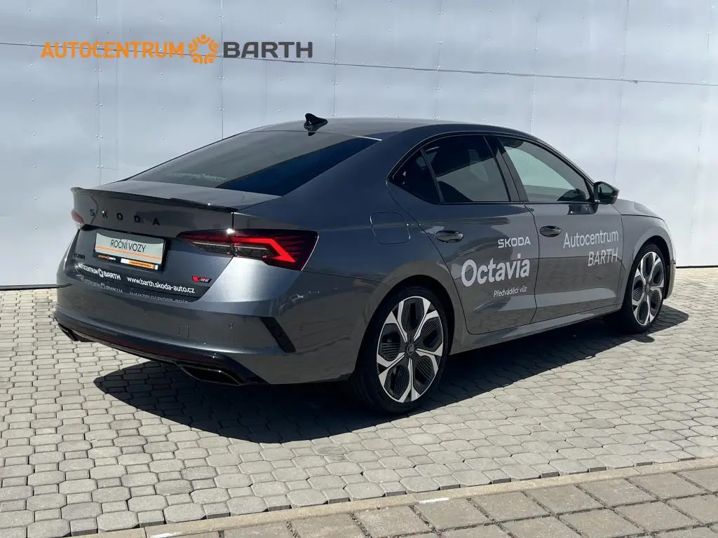 Škoda Octavia Octavia RS 7DSG 2,0TDI  / 195kW