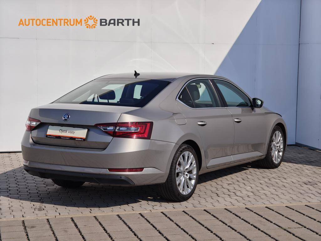Škoda Superb Ambition Green tec 6DSG 2,0TDI / 110kW