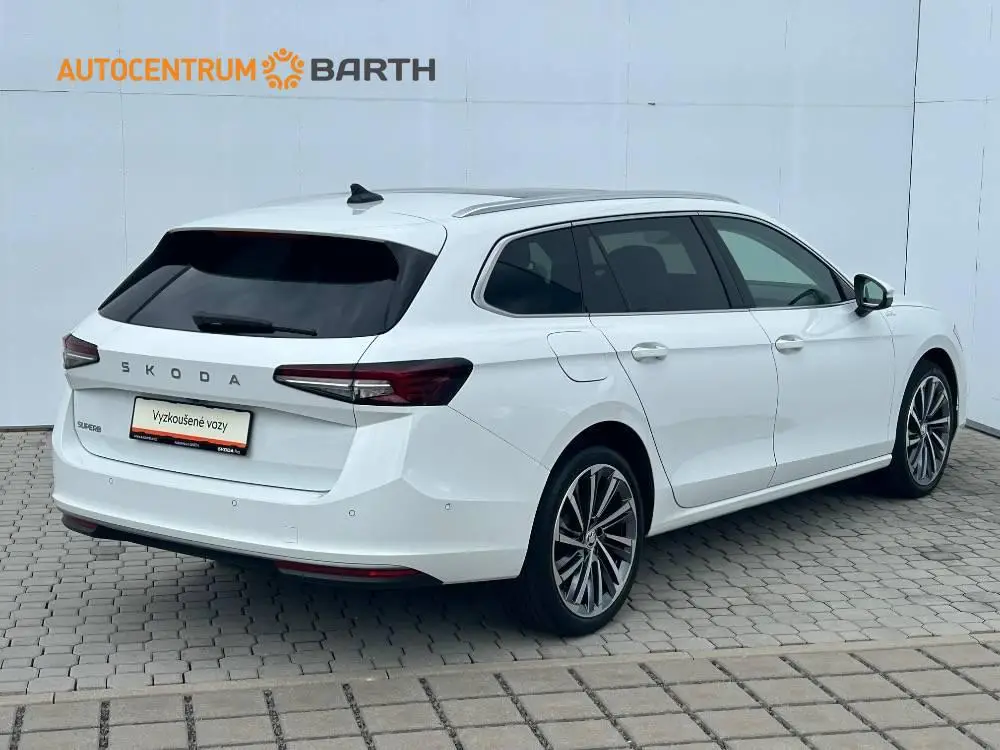 Škoda Superb Combi L&K 7DSG 2,0TDI / 110kW