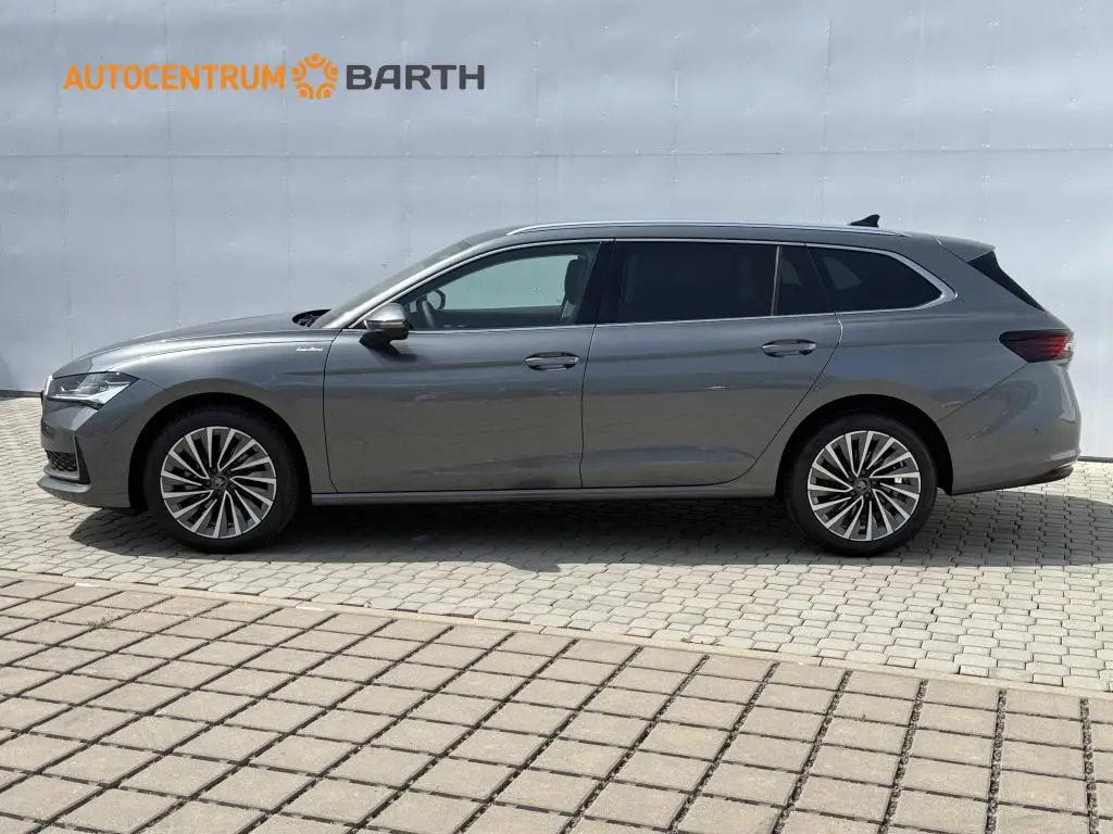 Škoda Superb Combi L&K 7DSG 2,0TDI / 110kW