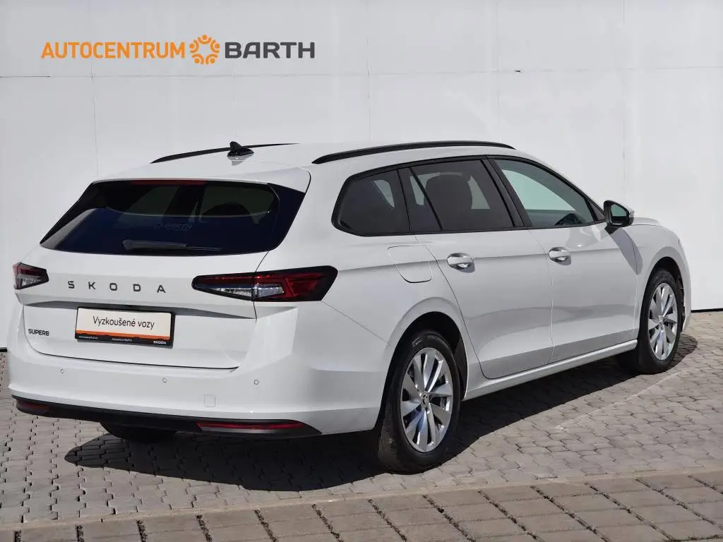 Škoda Superb Combi Selection 7DSG 2,0TDI / 110kW