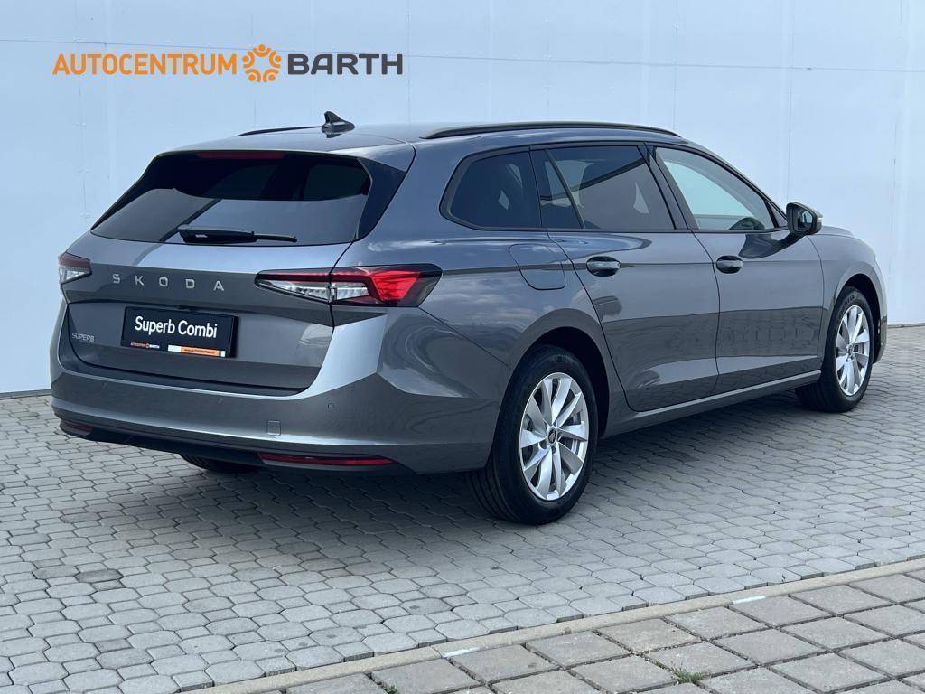 Škoda Superb Combi Selection 7DSG 2,0TDI / 110kW