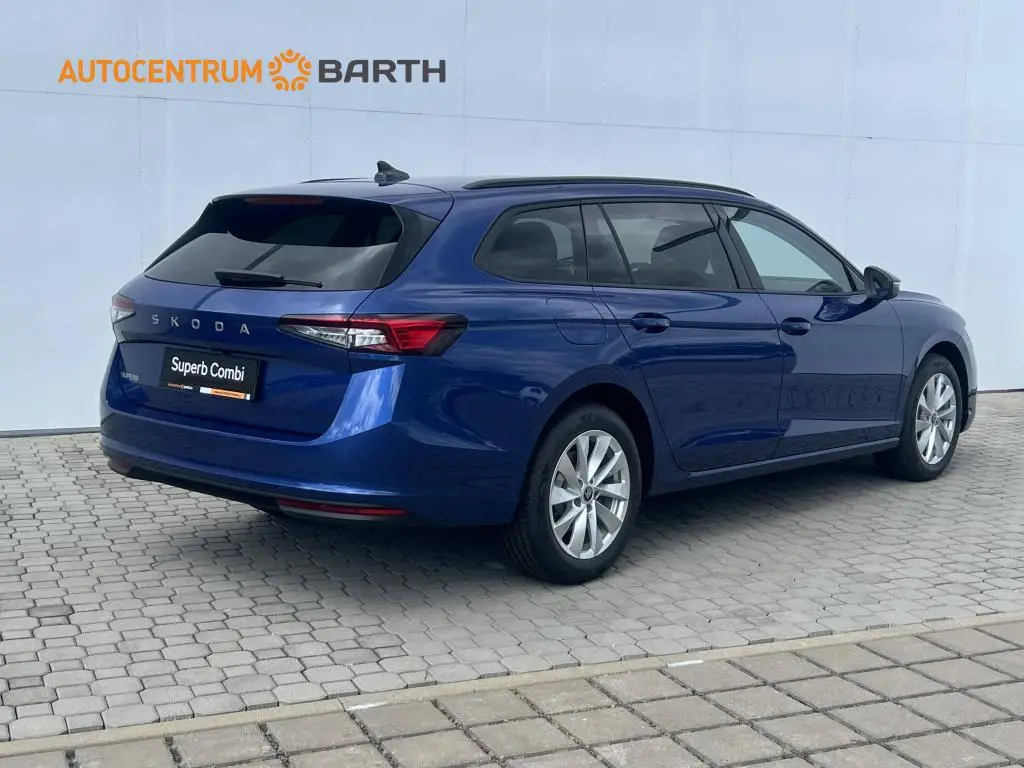Škoda Superb Combi Selection 7DSG 2,0TDI / 110kW