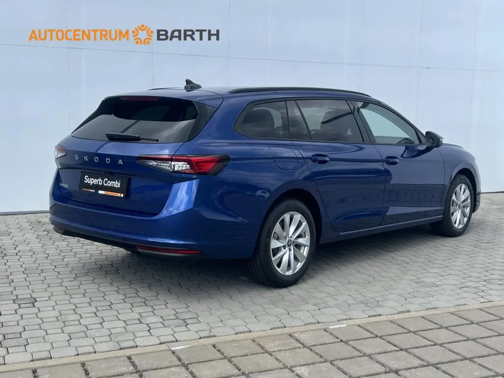 Škoda Superb Combi Selection 7DSG 2,0TDI / 110kW