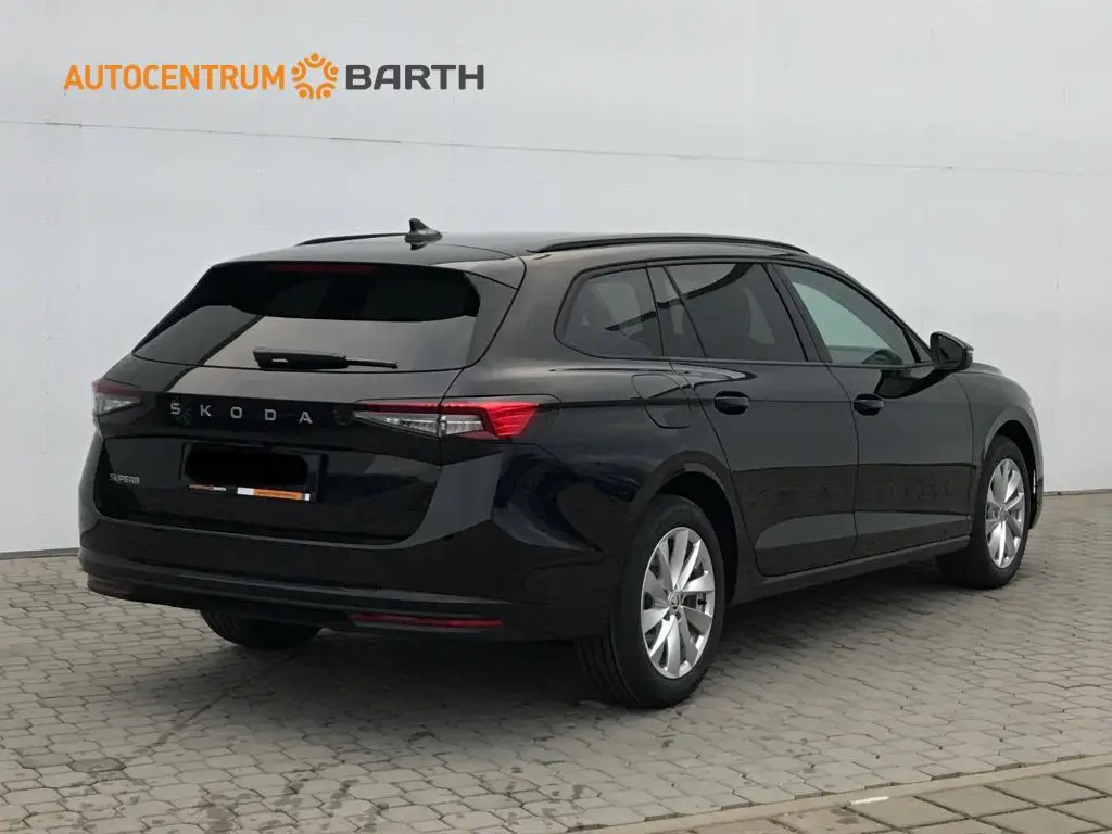 Škoda Superb Combi Selection 7DSG 2,0TDI / 110kW