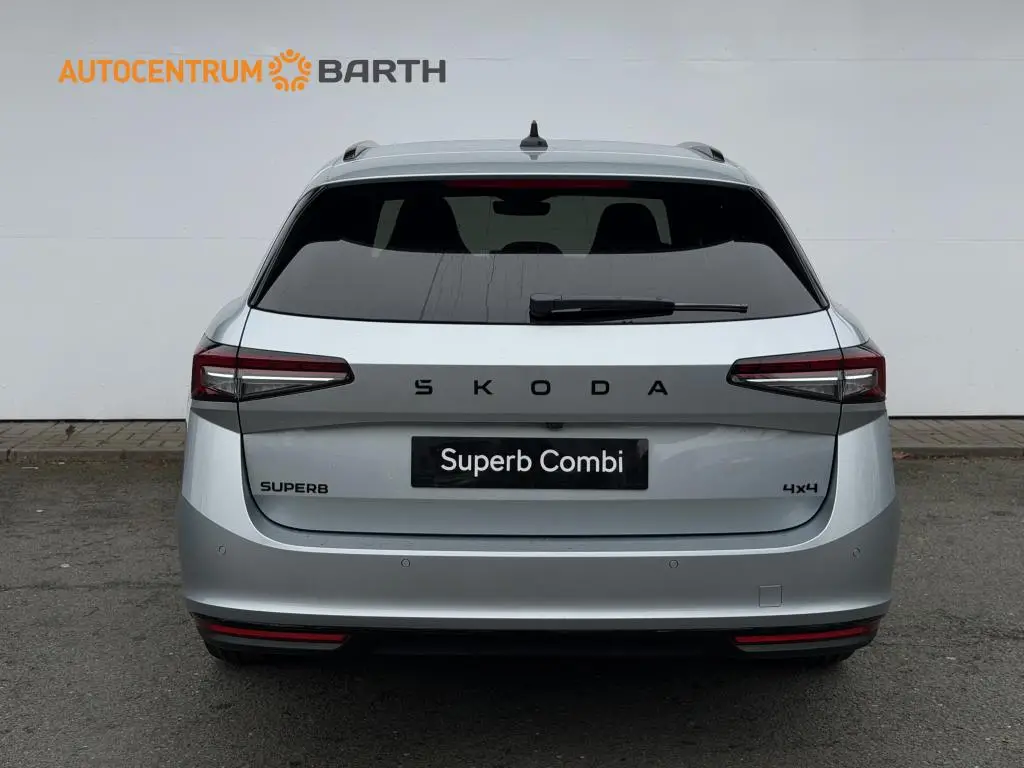 Škoda Superb Combi Sportline DSG 2,0TDI / 142kW