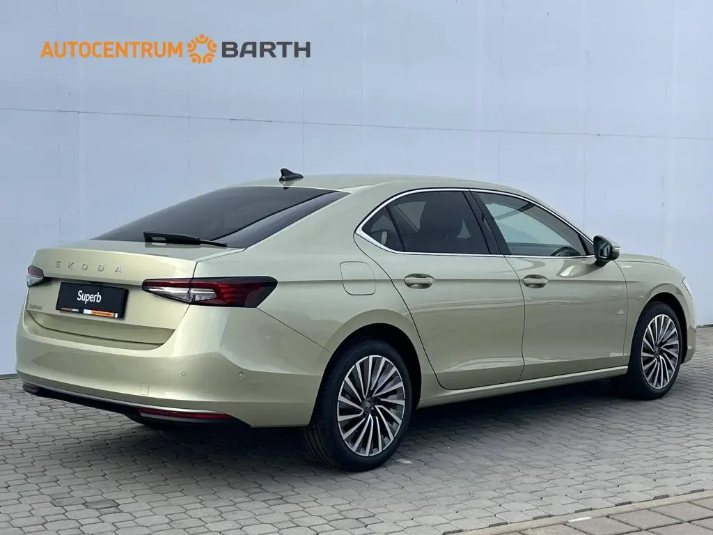 Škoda Superb L&K 7DSG 2,0TDI / 110kW