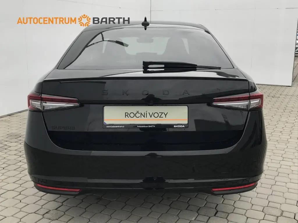 Škoda Superb Sportline  2,0 TDI 110 kW 7DSG 2,0TDI / 110kW
