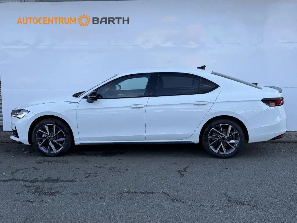 Škoda Superb Sportline  2,0 TDI 110 kW 7DSG 2,0TDI / 110kW