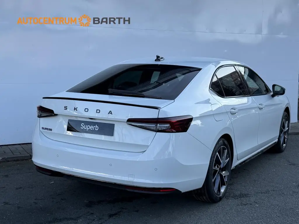 Škoda Superb Sportline  2,0 TDI 110 kW 7DSG 2,0TDI / 110kW