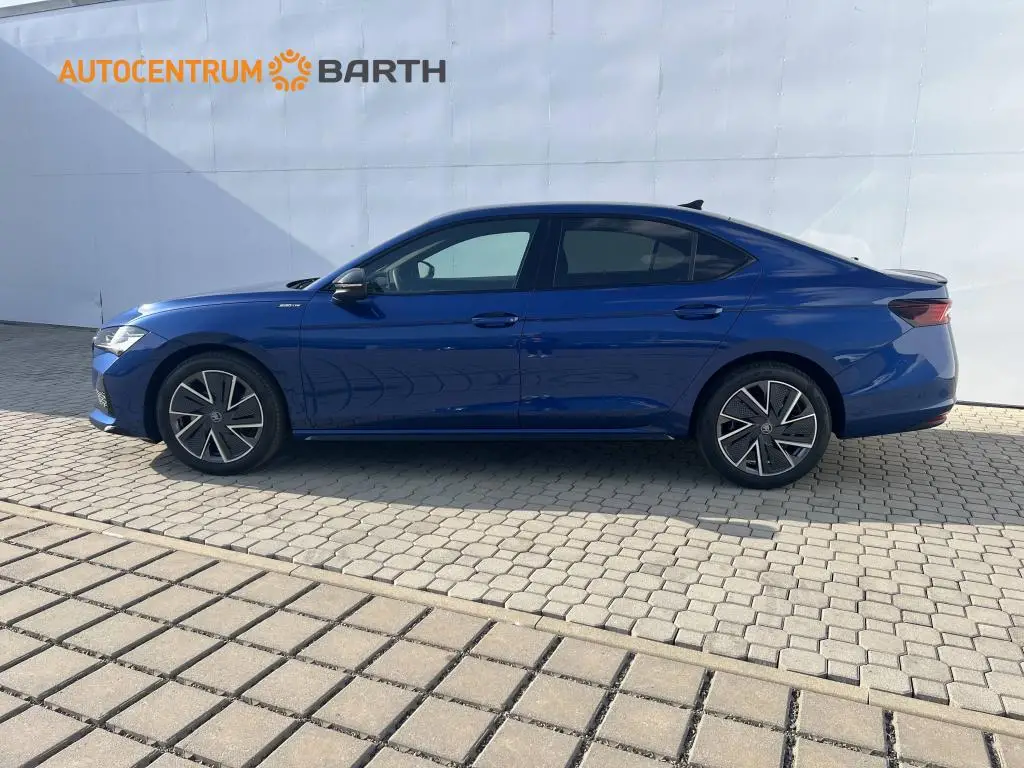 Škoda Superb Sportline  2,0 TDI 110 kW 7DSG 2,0TDI / 110kW