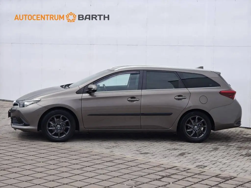 Toyota Avensis TOYOTA 1,6 VVT-i / 97kW