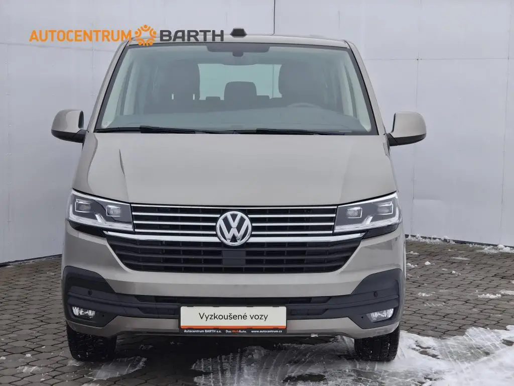 Volkswagen Caravelle Comfortline DR DSG 2,0TDi / 110kW