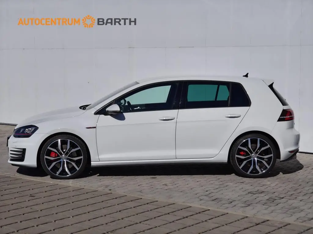 Volkswagen Golf 7 GTI Performance DSG 2,0TSi / 169kW