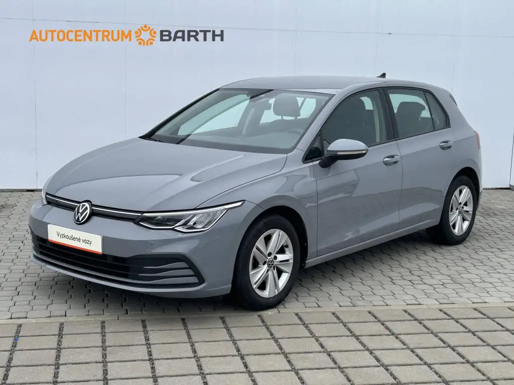 Volkswagen Golf Life 1,0TSi / 81kW