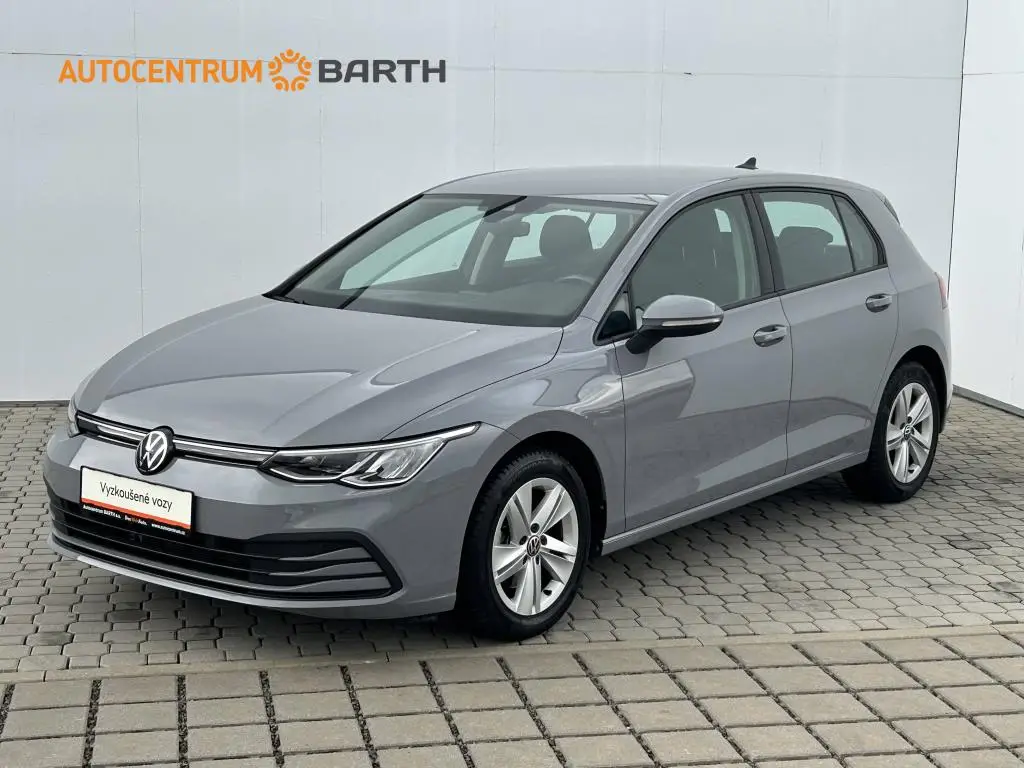 Volkswagen Golf Life 1,0TSi / 81kW