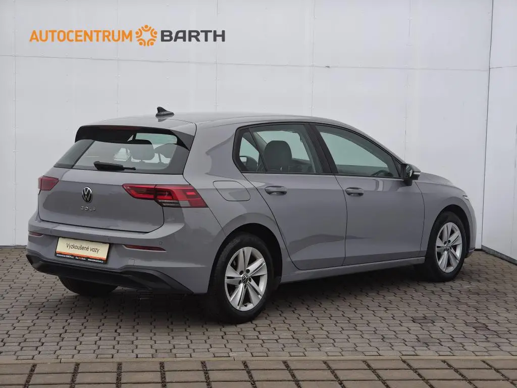 Volkswagen Golf Life 1,0TSi / 81kW