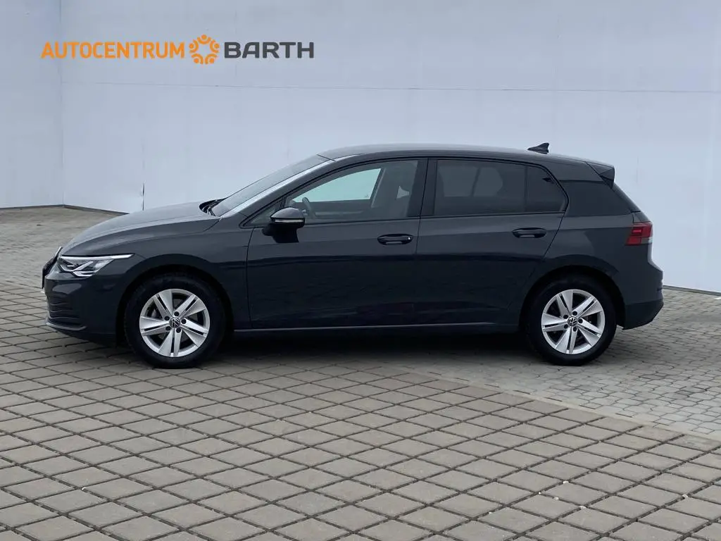 Volkswagen Golf Life 1,0TSi / 81kW