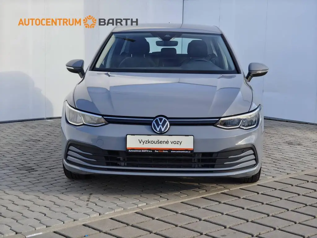 Volkswagen Golf Life 1,0TSi / 81kW