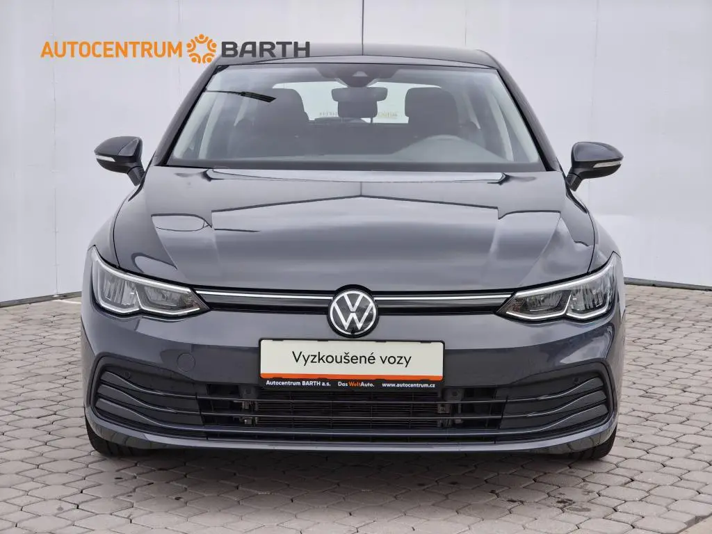Volkswagen Golf Life 1,0TSi / 81kW