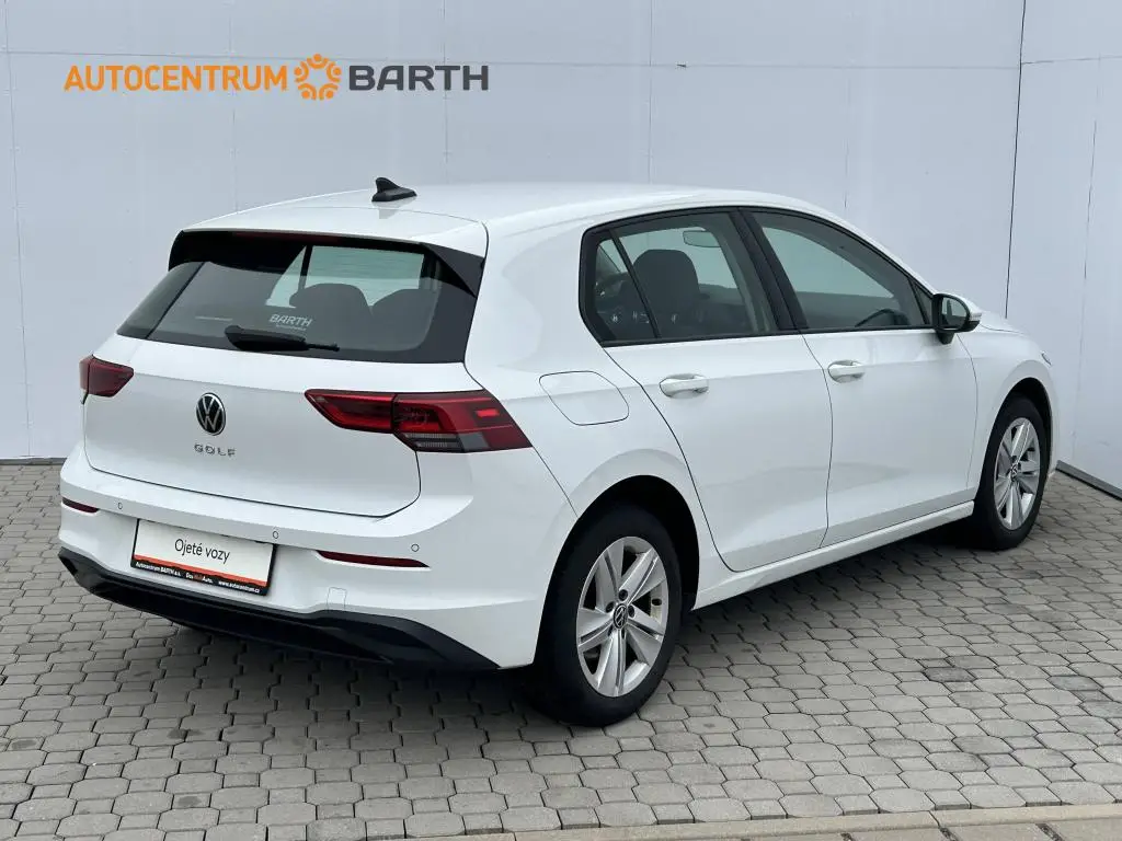 Volkswagen Golf Life 1,5TSi / 96kW