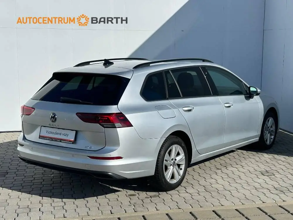Volkswagen Golf Variant Life 7DSG 1,5 eTSI / 110kW