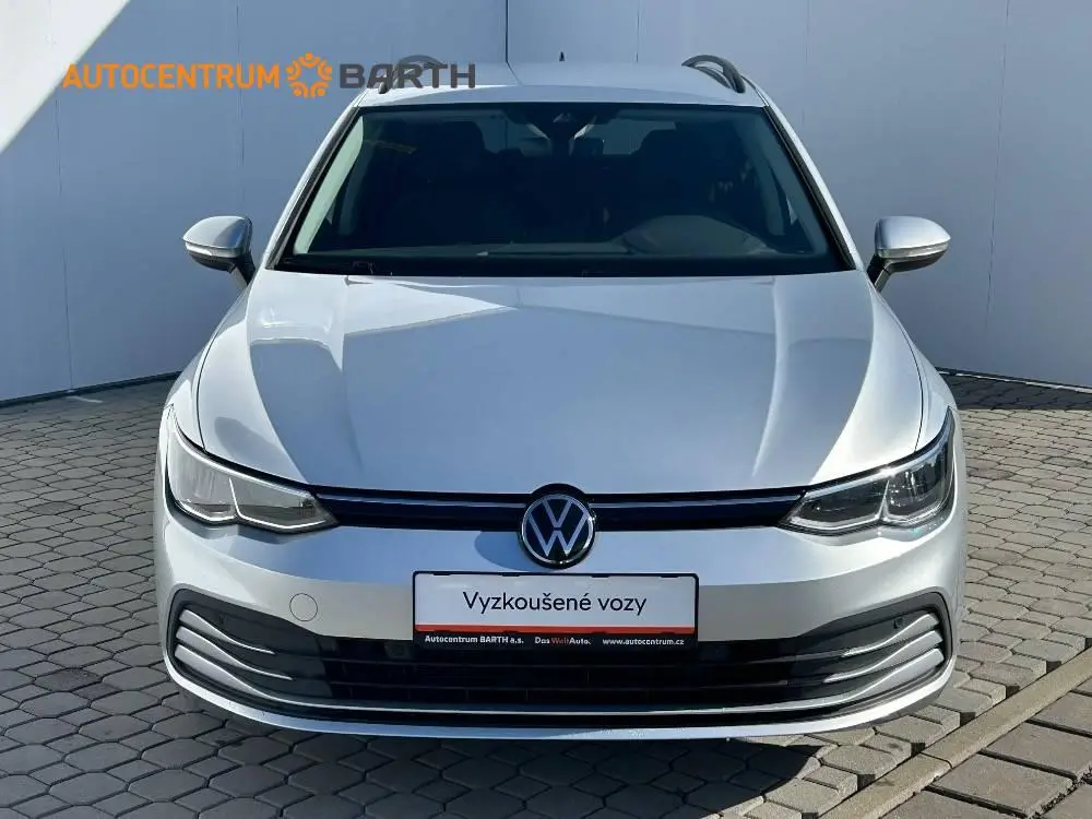 Volkswagen Golf Variant Life 7DSG 1,5 eTSI / 110kW