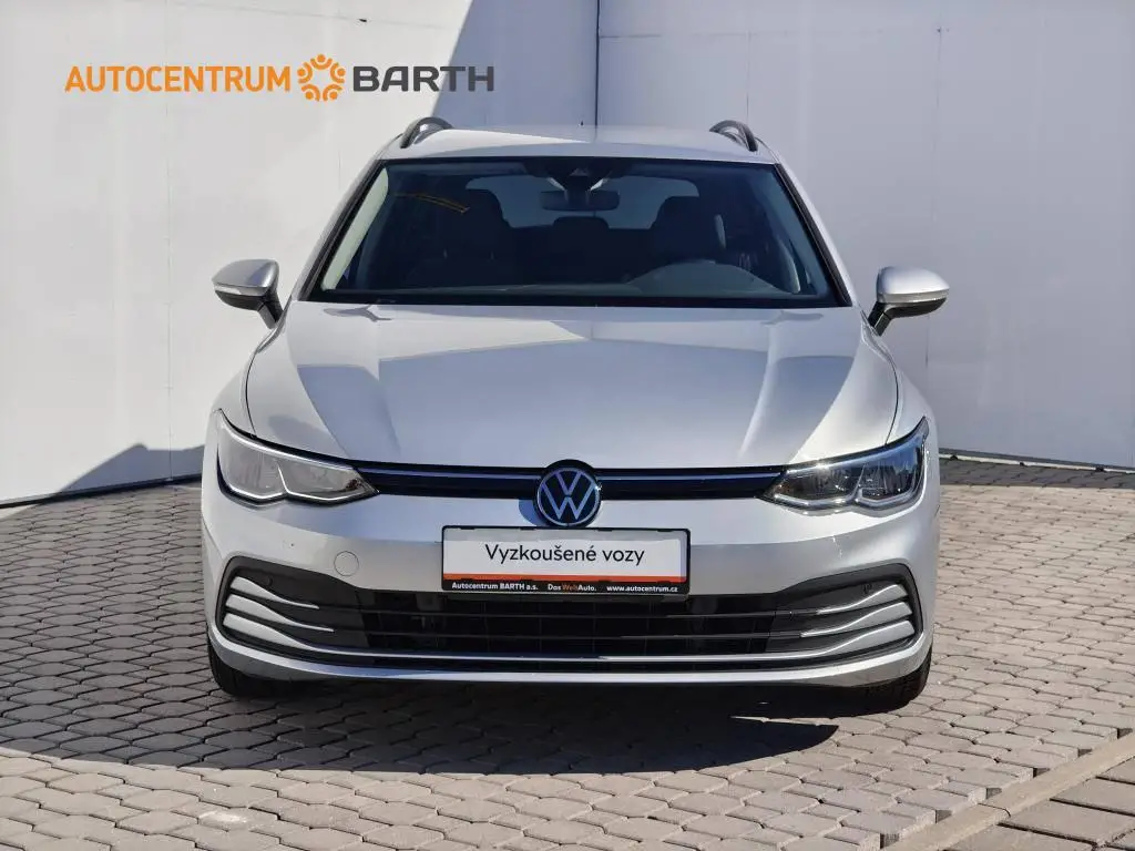 Volkswagen Golf Variant Life 7DSG 1,5 eTSI / 110kW