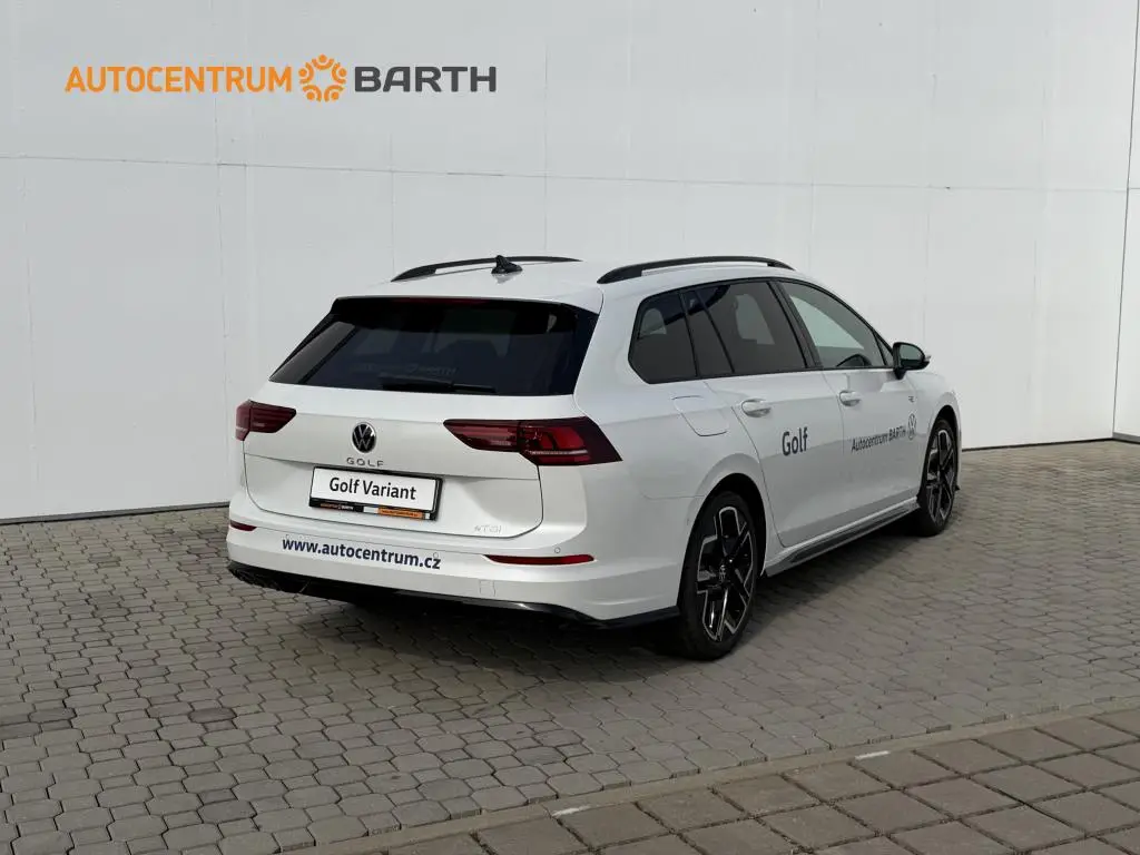 Volkswagen Golf Variant R-Line People 7DSG mHEV 1,5eTSI / 110kW