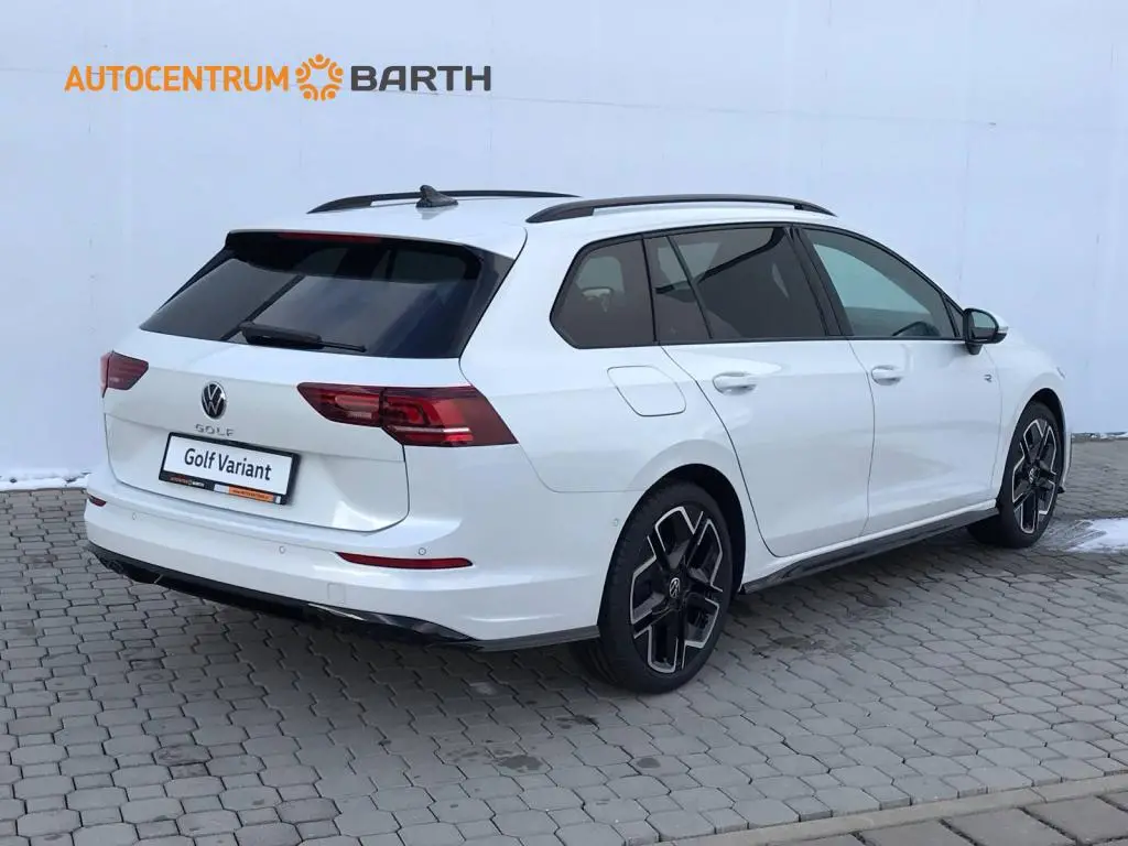 Volkswagen Golf Variant R-Line People 7DSG mHEV 1,5eTSI / 110kW