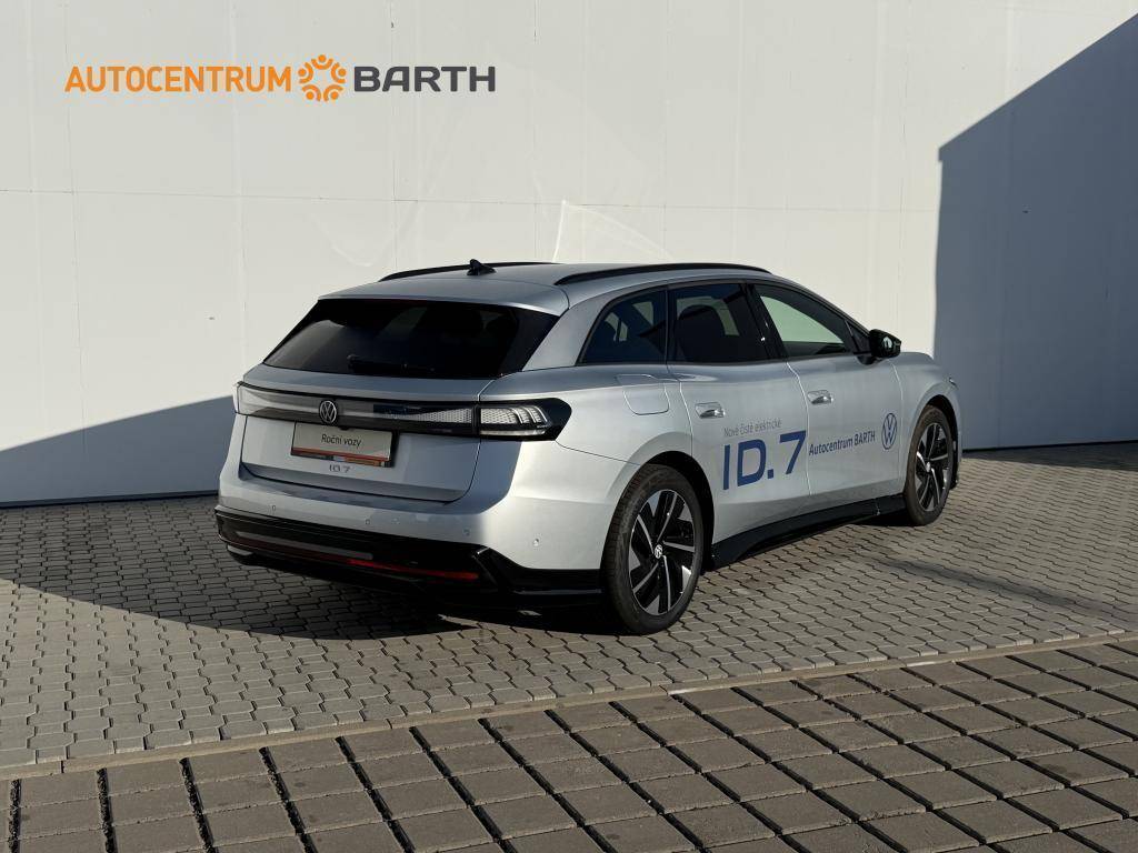 Volkswagen ID.7 Tourer Pro People 77kWh  / 210kW