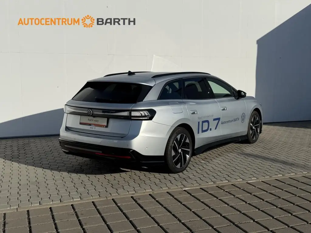 Volkswagen ID.7 Tourer Pro People 77kWh  / 210kW