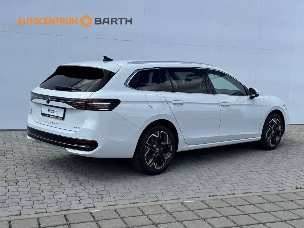 Volkswagen Passat Elegance DSG mHEV 1,5eTSI / 110kW